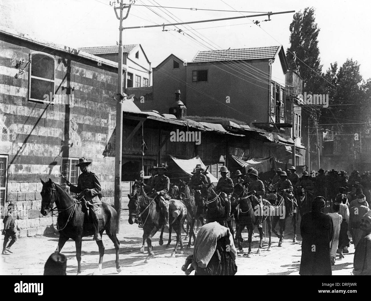 General Chauvel and troops riding through Damascus Stock Photo - Alamy