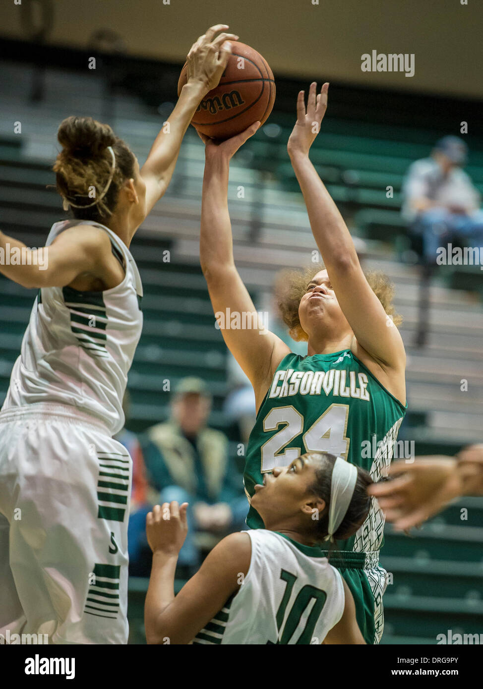  DeLand, FL, U, . 25th Jan, 2014. S Jacksonville Dolphins forward
