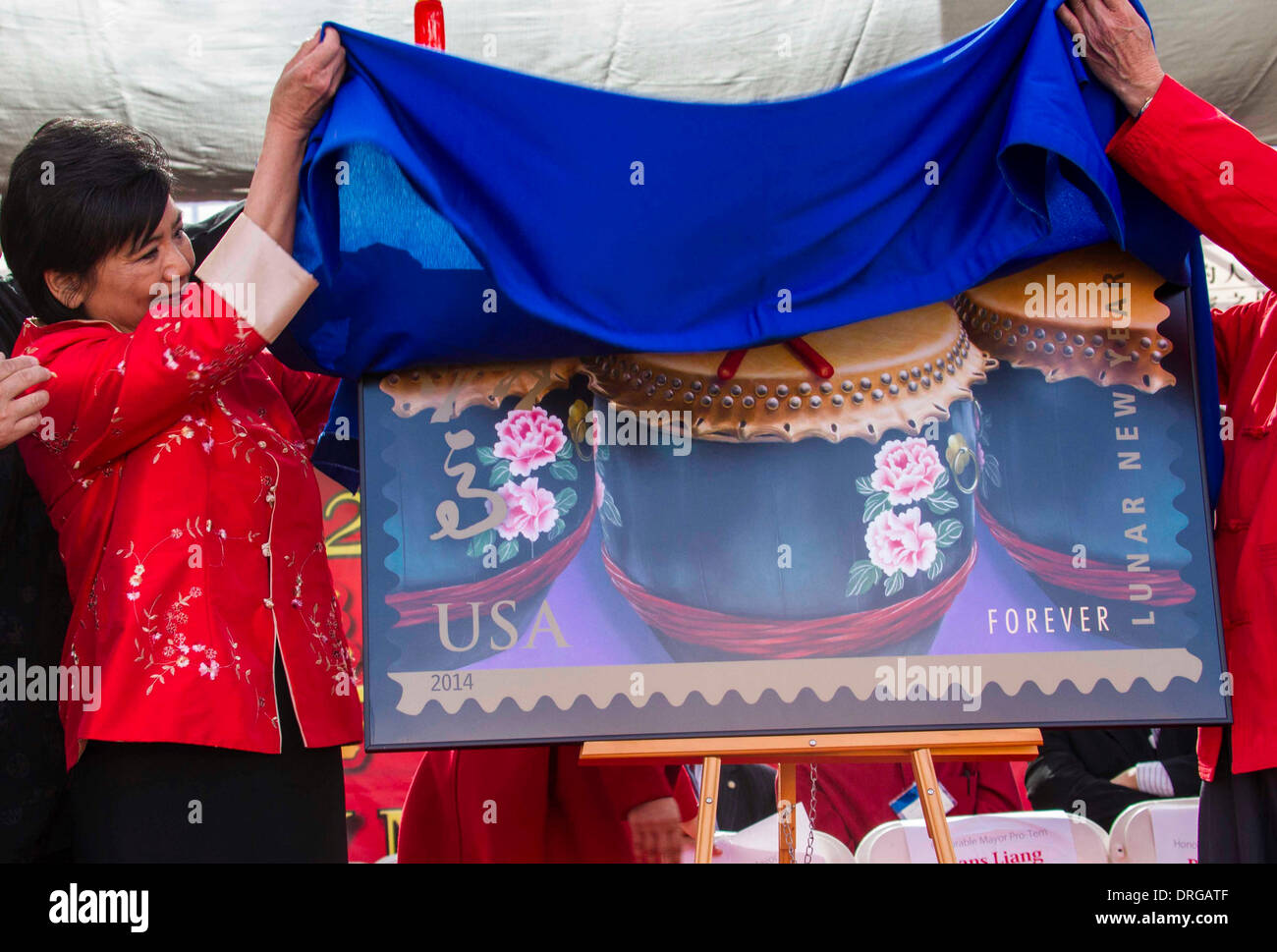Los Angeles. 25th Jan, 2014. U.S. Congresswoman Judy Chu unveils the