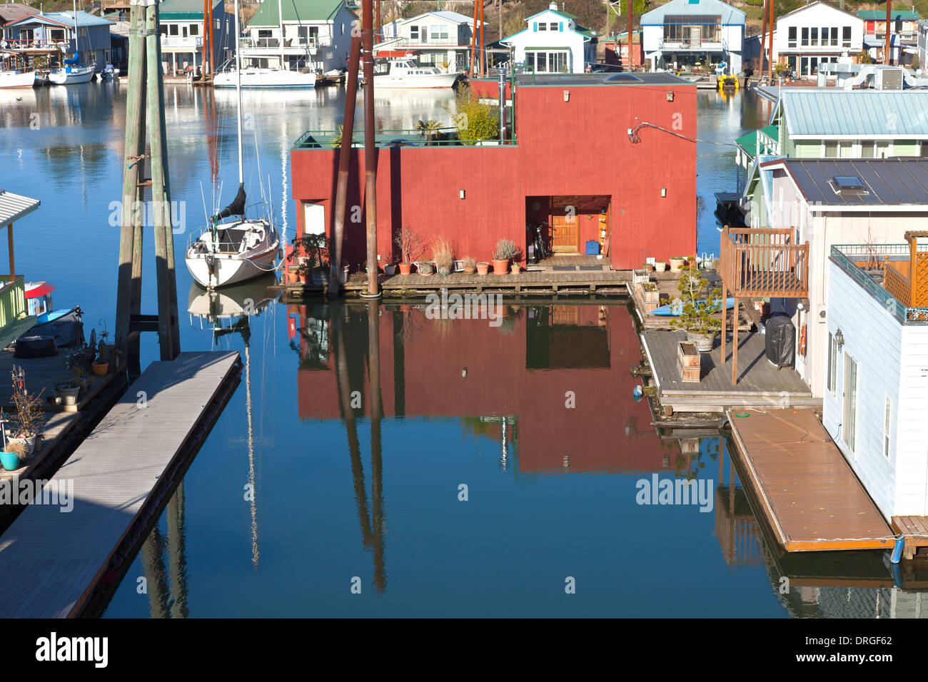 Floating homes in Portland Oregon pacific northwest Stock Photo Alamy
