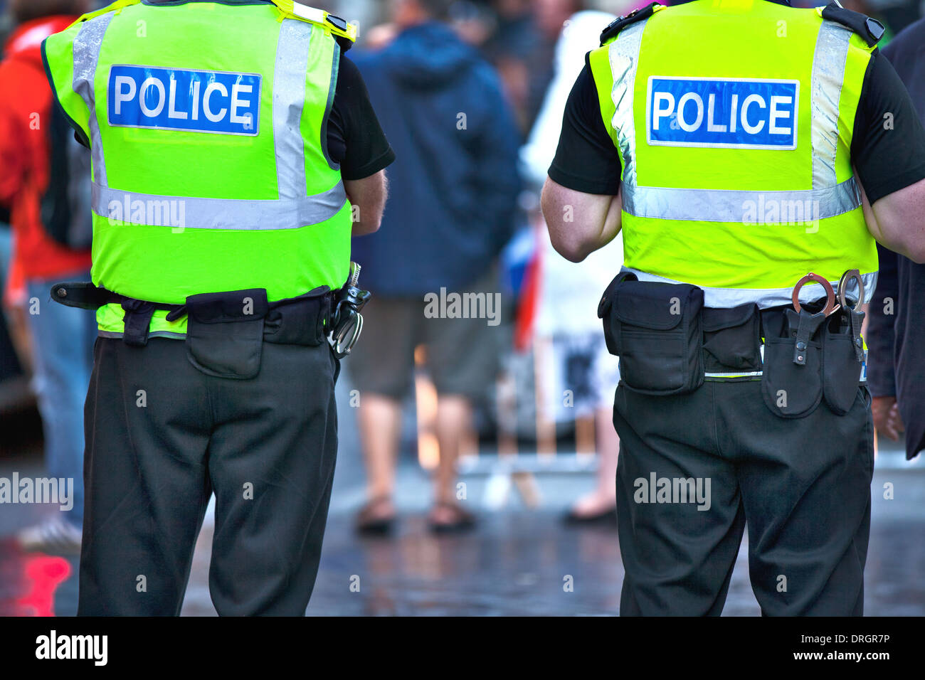 Man handcuffs police uk hi-res stock photography and images - Alamy