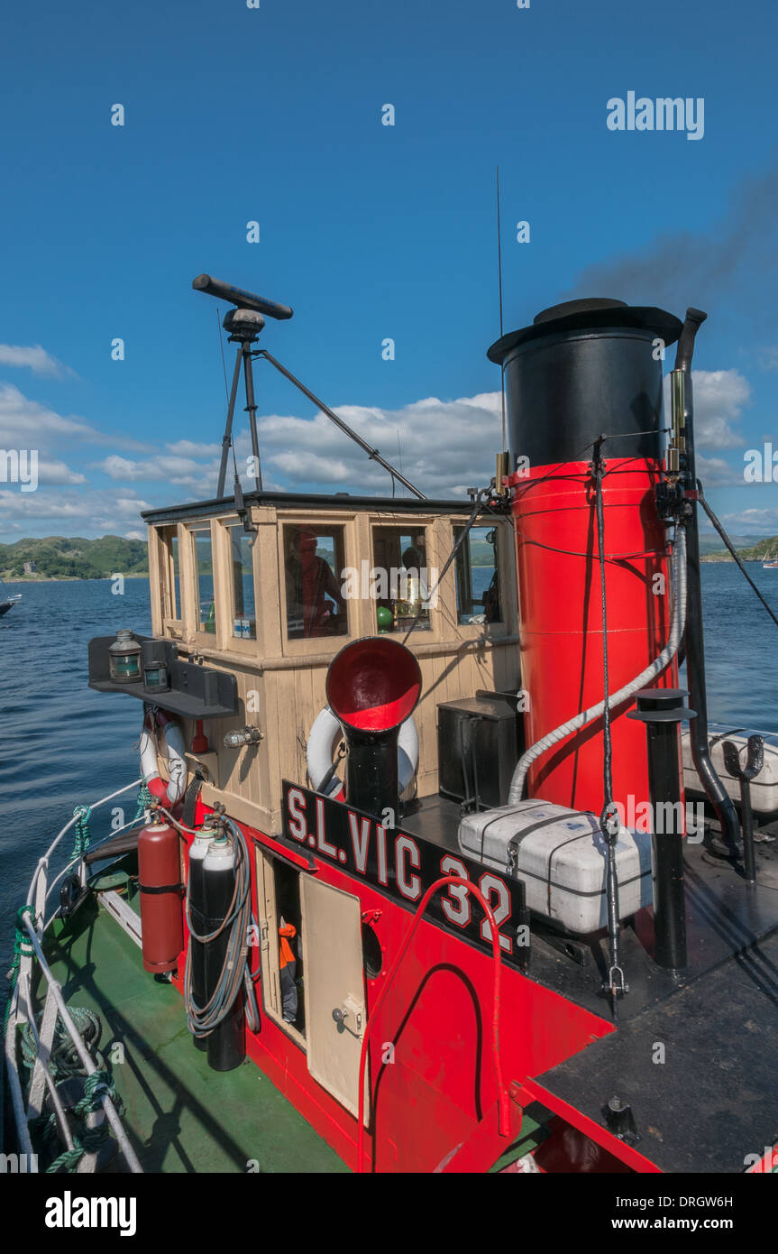 1943 Clyde Puffer VIC32 in ist Lock at Crinan Canal Crinan Argyll & Bute  Scotland Stock Photo - Alamy