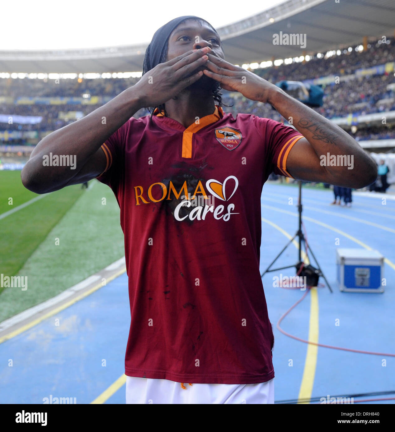 Football gervinho hi-res stock photography and images - Alamy