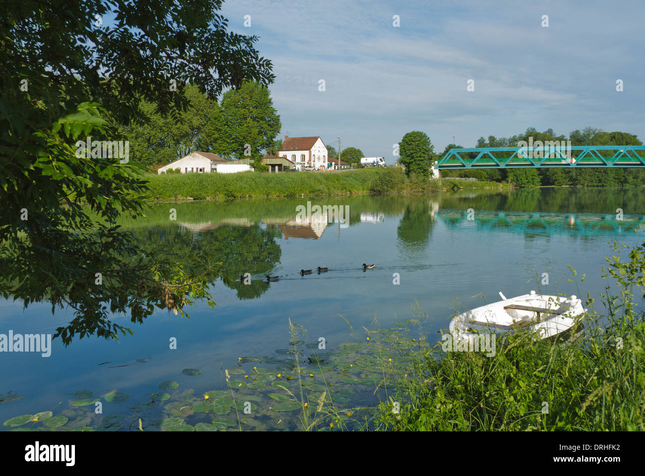 River marne champagne hi-res stock photography and images - Alamy