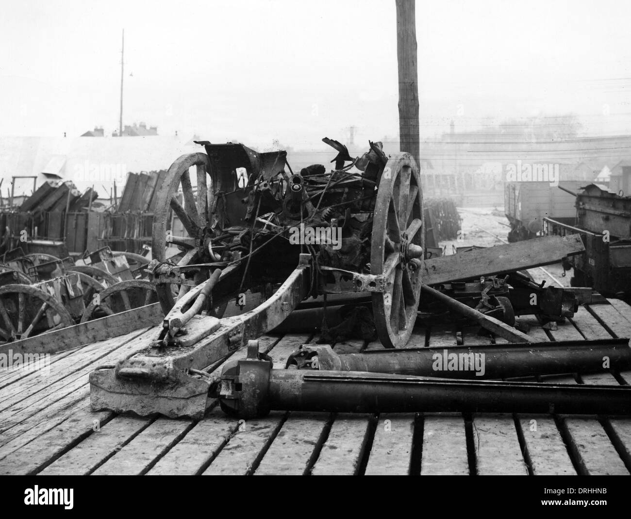 Howitzer beyond repair, Calais, France, WW1 Stock Photo