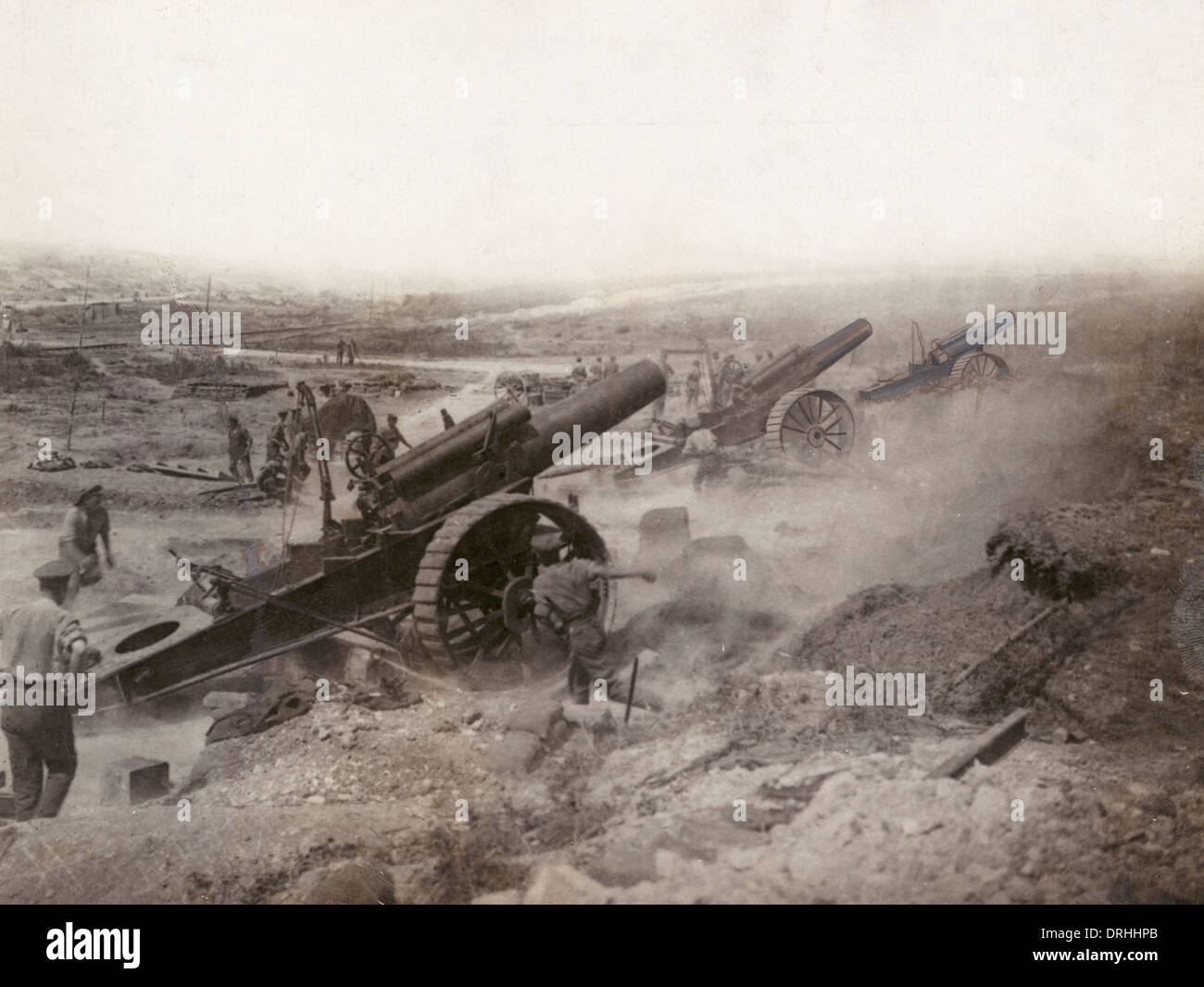 Heavy artillery firing at Arras, northern France, WW1 Stock Photo Alamy