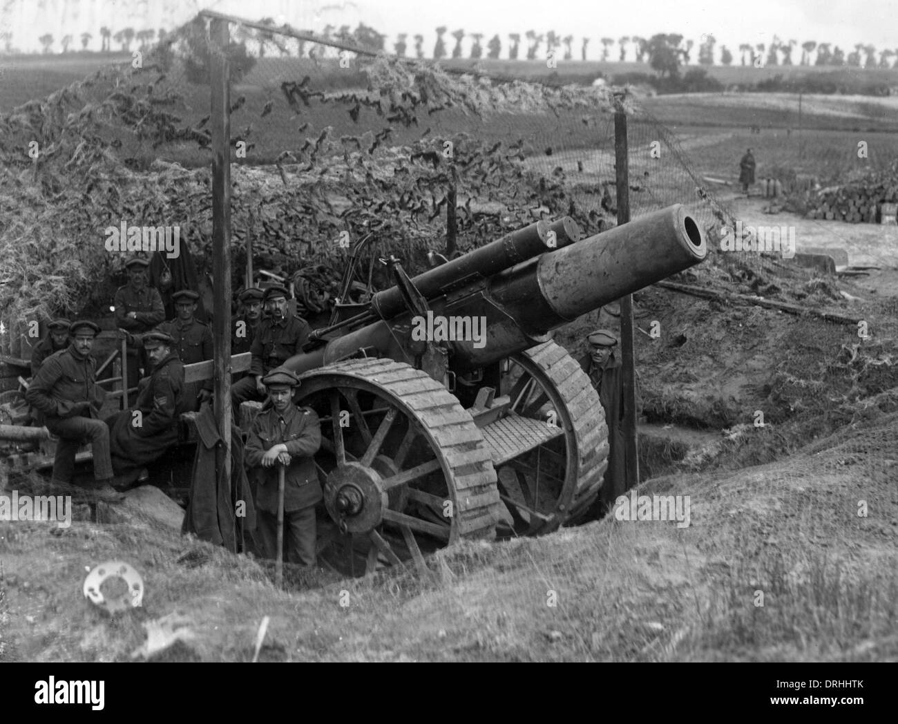 8 inch Howitzer and gunners near Carnoy, France, WW1 Stock Photo