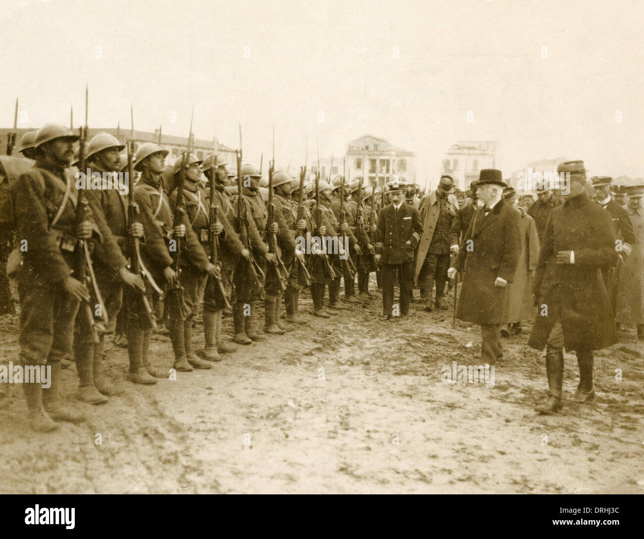Eleftherios Venizelos reviewing Greek regiment, WW1 Stock Photo