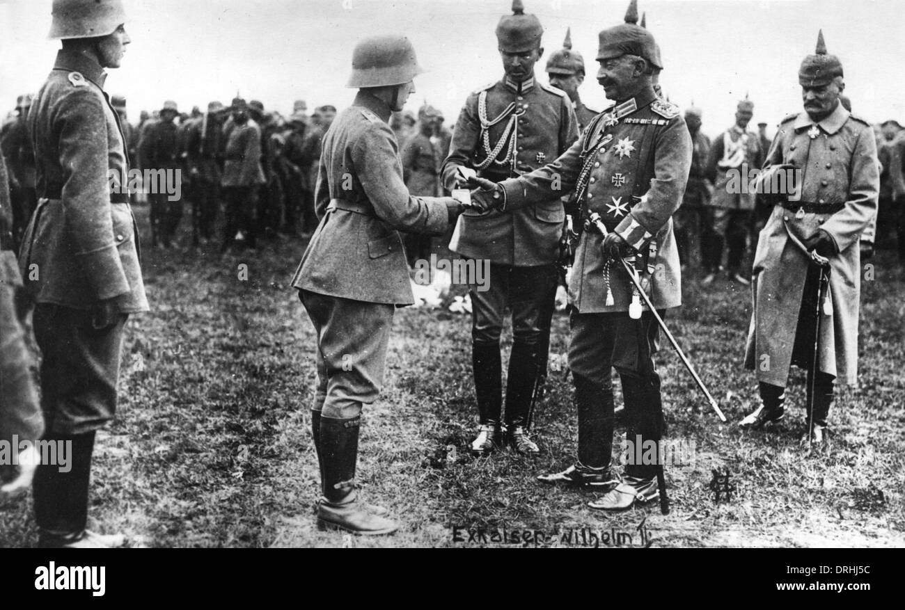 Kaiser Wilhelm II presenting decorations to soldiers, WW1 Stock Photo