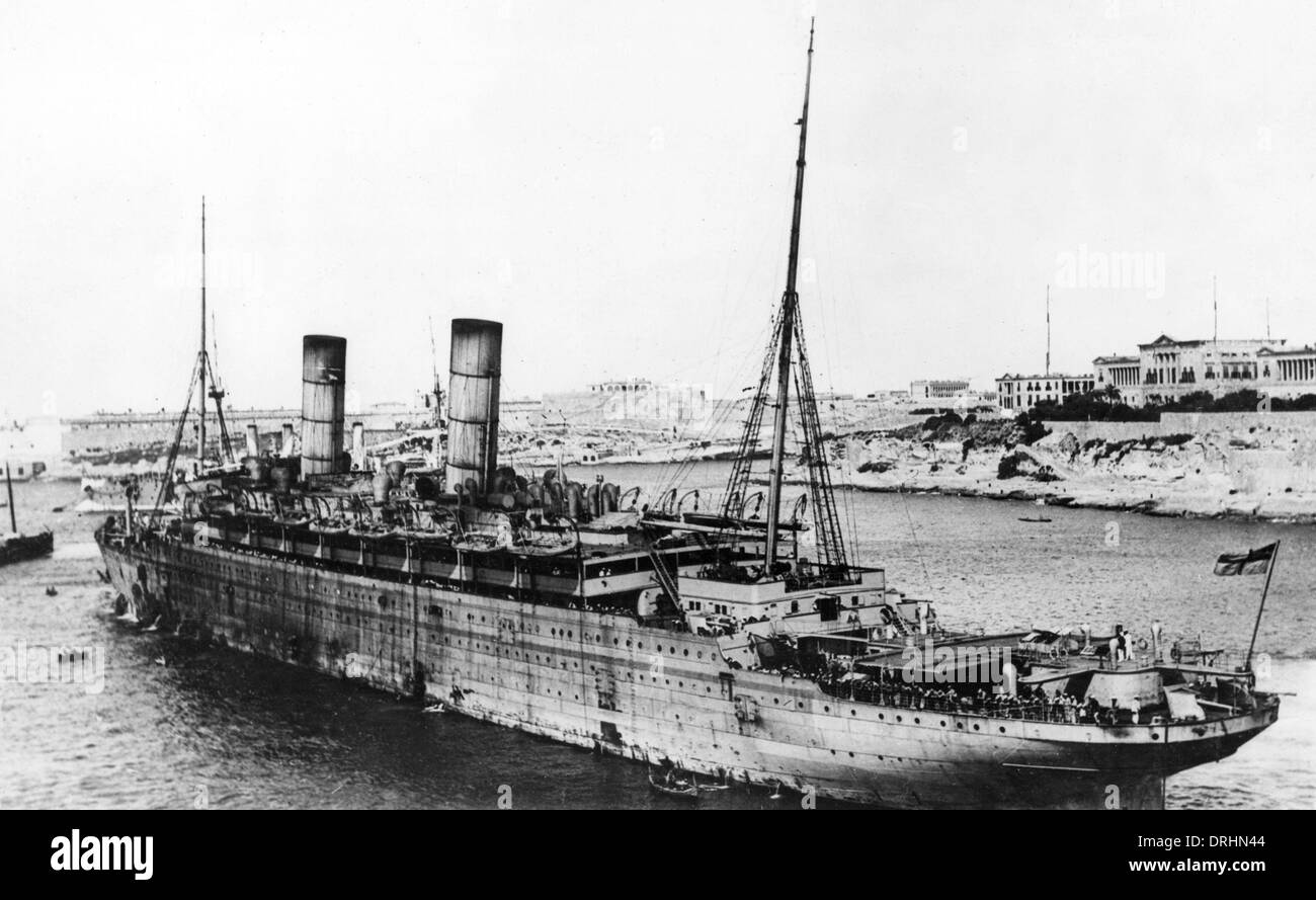 RMS Carmania, British armed merchant cruiser, WW1 Stock Photo: 66157956 ...