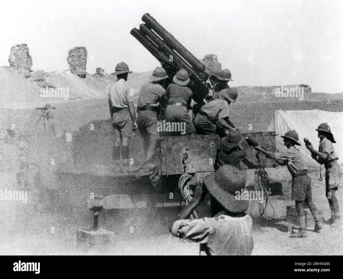 British artillery in action, Mesopotamia, WW1 Stock Photo