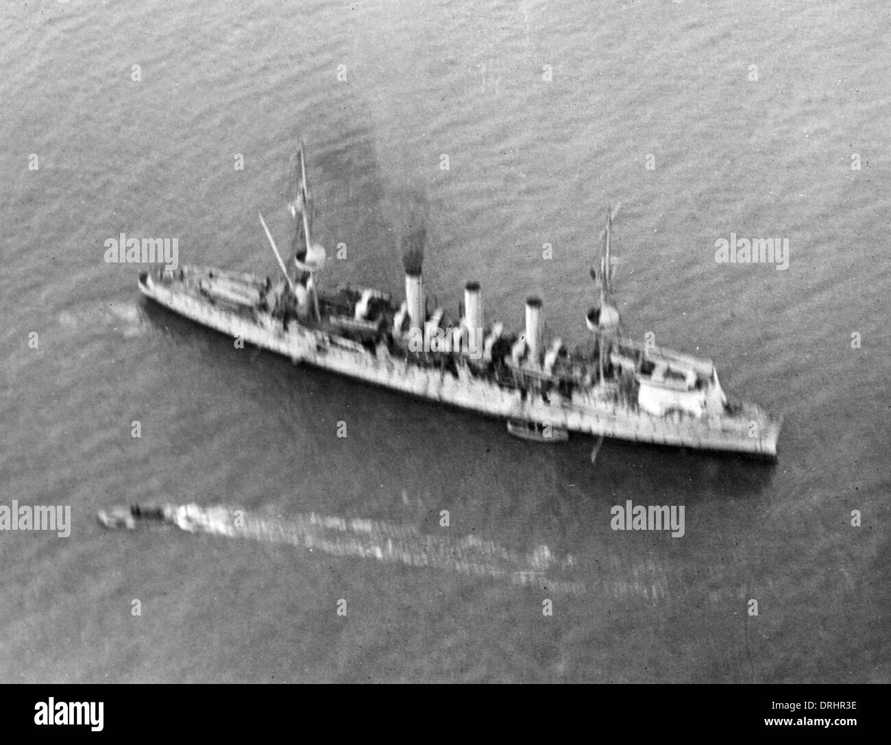 HMS Hermes seaplane carrier, WW1 Stock Photo 66159506 Alamy