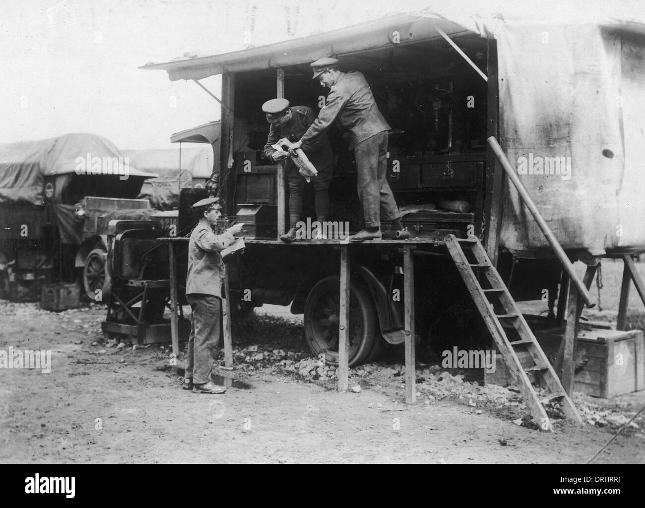 Mail delivery to ASC behind the lines, WW1 Stock Photo Alamy