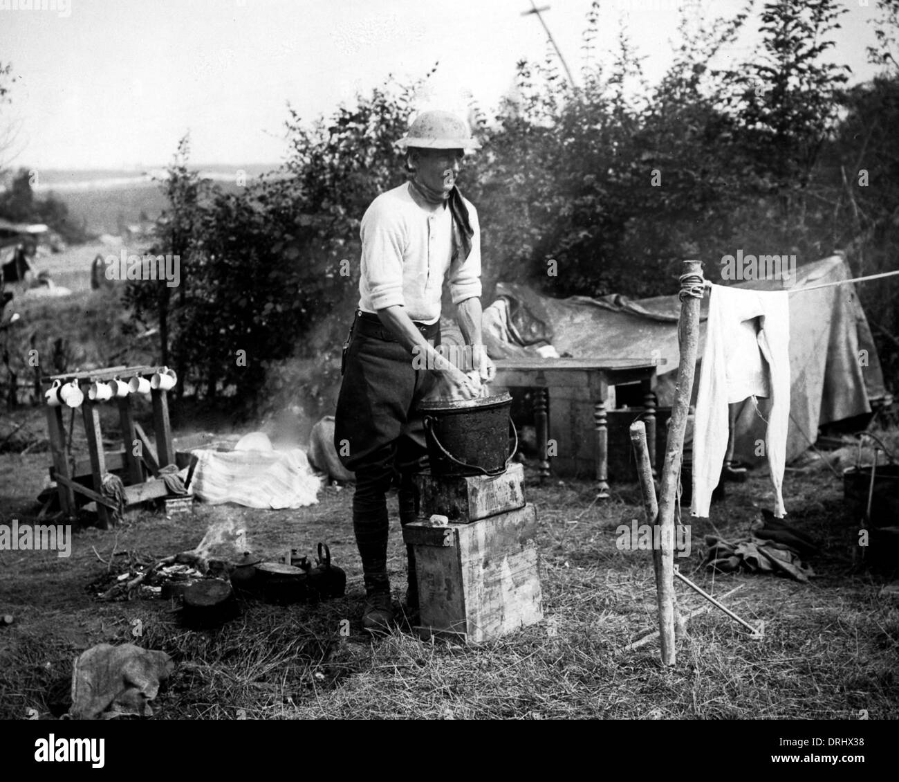 British soldier washing clothes, Western Front, WW1 Stock Photo