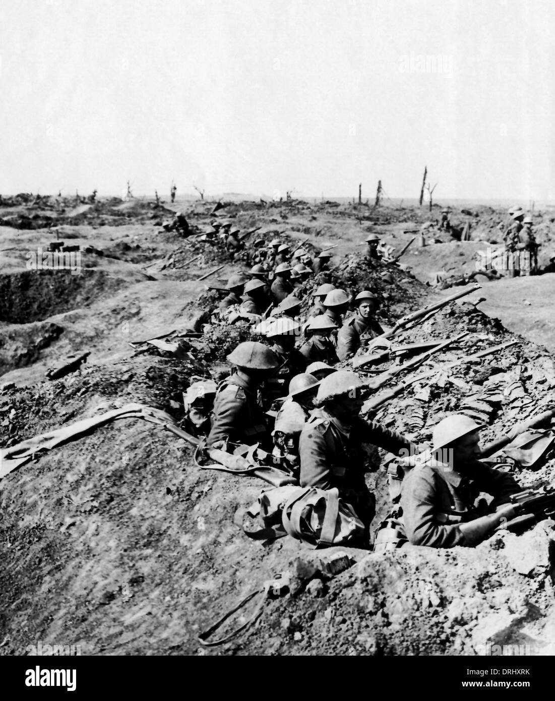 First world war british soldiers trenches western front wwi troops hi