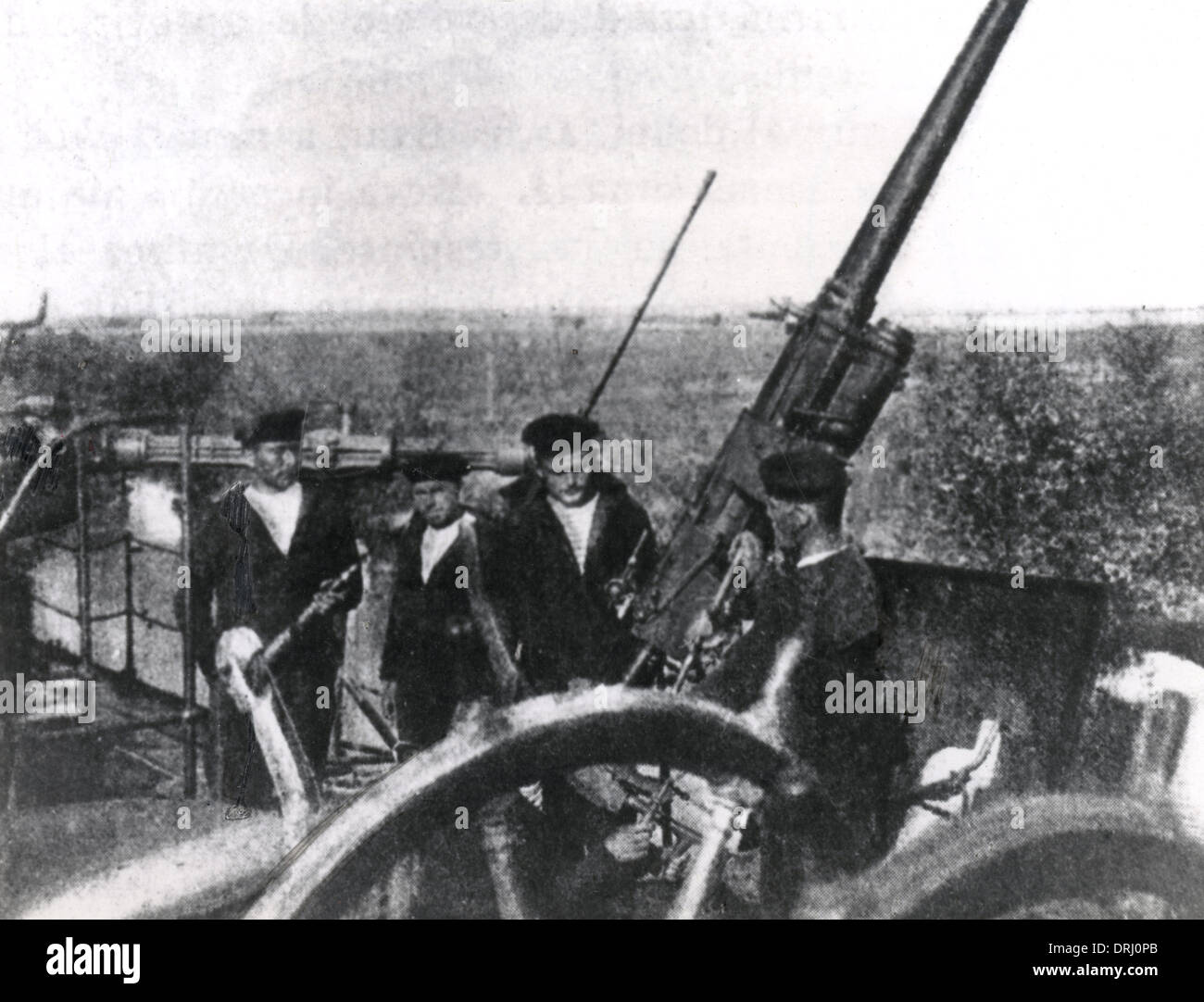 Anti-aircraft gun on Romanian monitor boat, WW1 Stock Photo