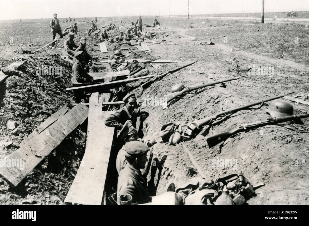 German troops in trench near Sereth, Romanian Front, WW1 Stock Photo