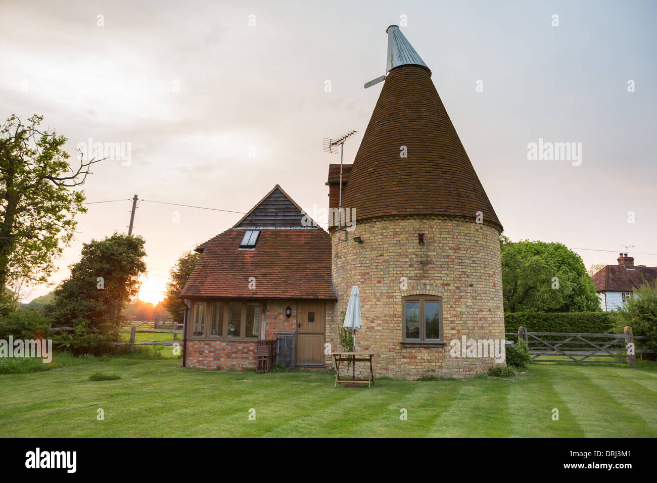 Oast house in kent hires stock photography and images Alamy