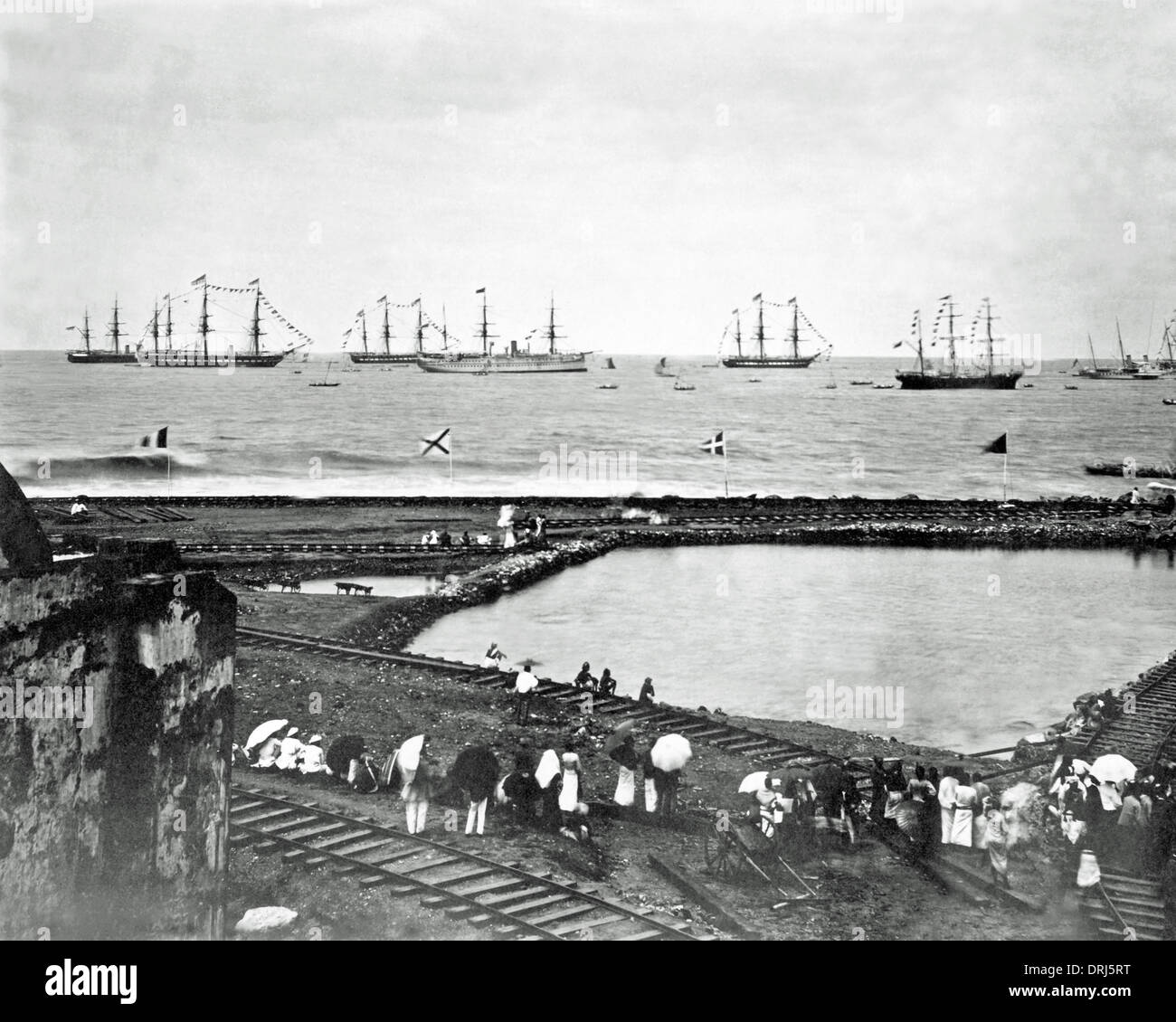 Fleet of ships off Bombay (Mumbai), India Stock Photo - Alamy