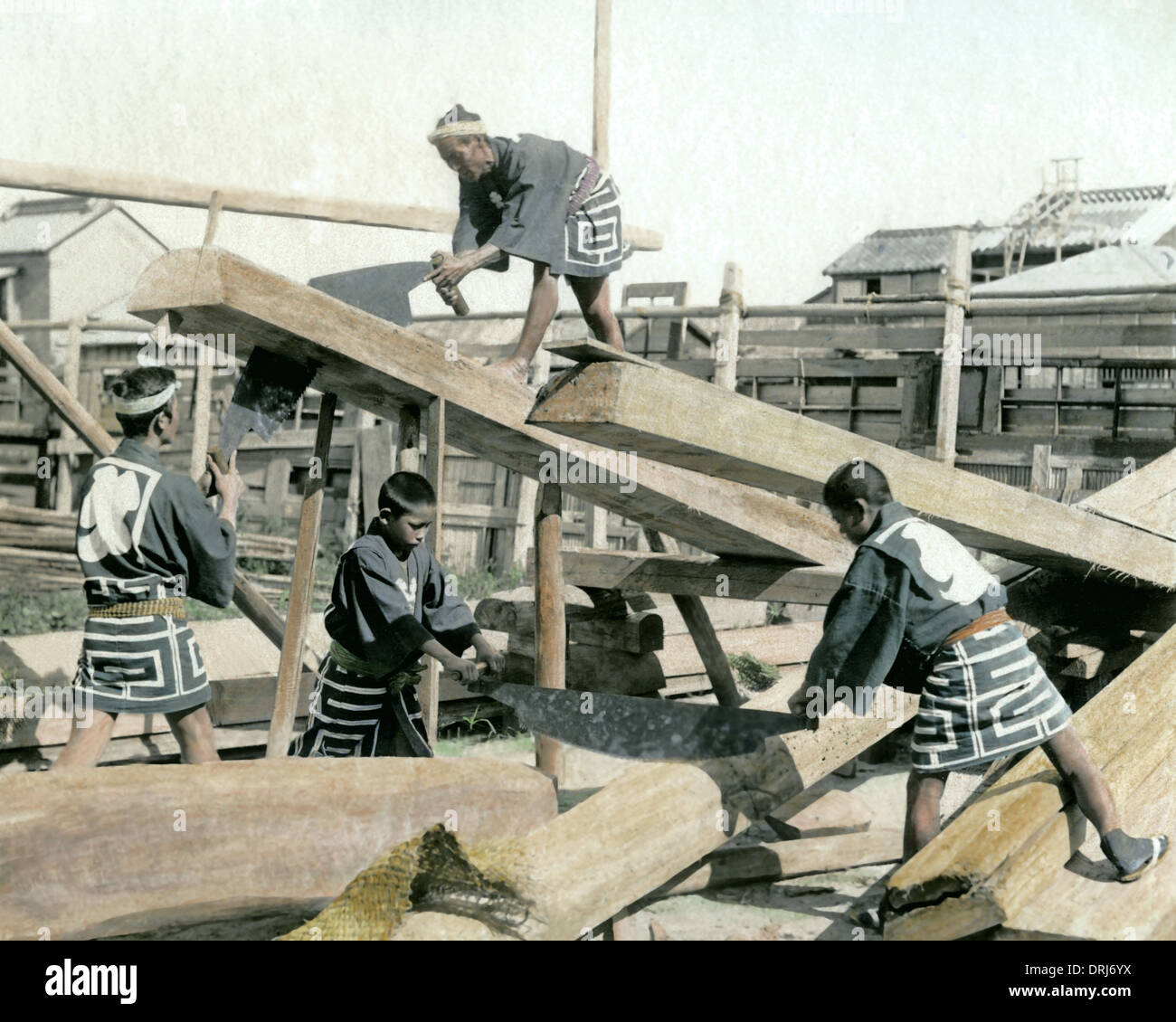 Japanese carpenters at work Stock Photo Alamy