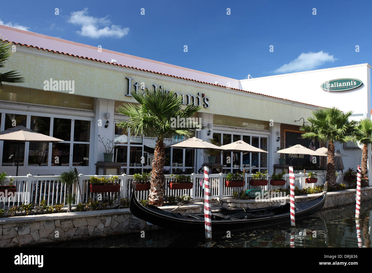 Italian restaurant in La Isla Shopping center, Cancun Stock Photo