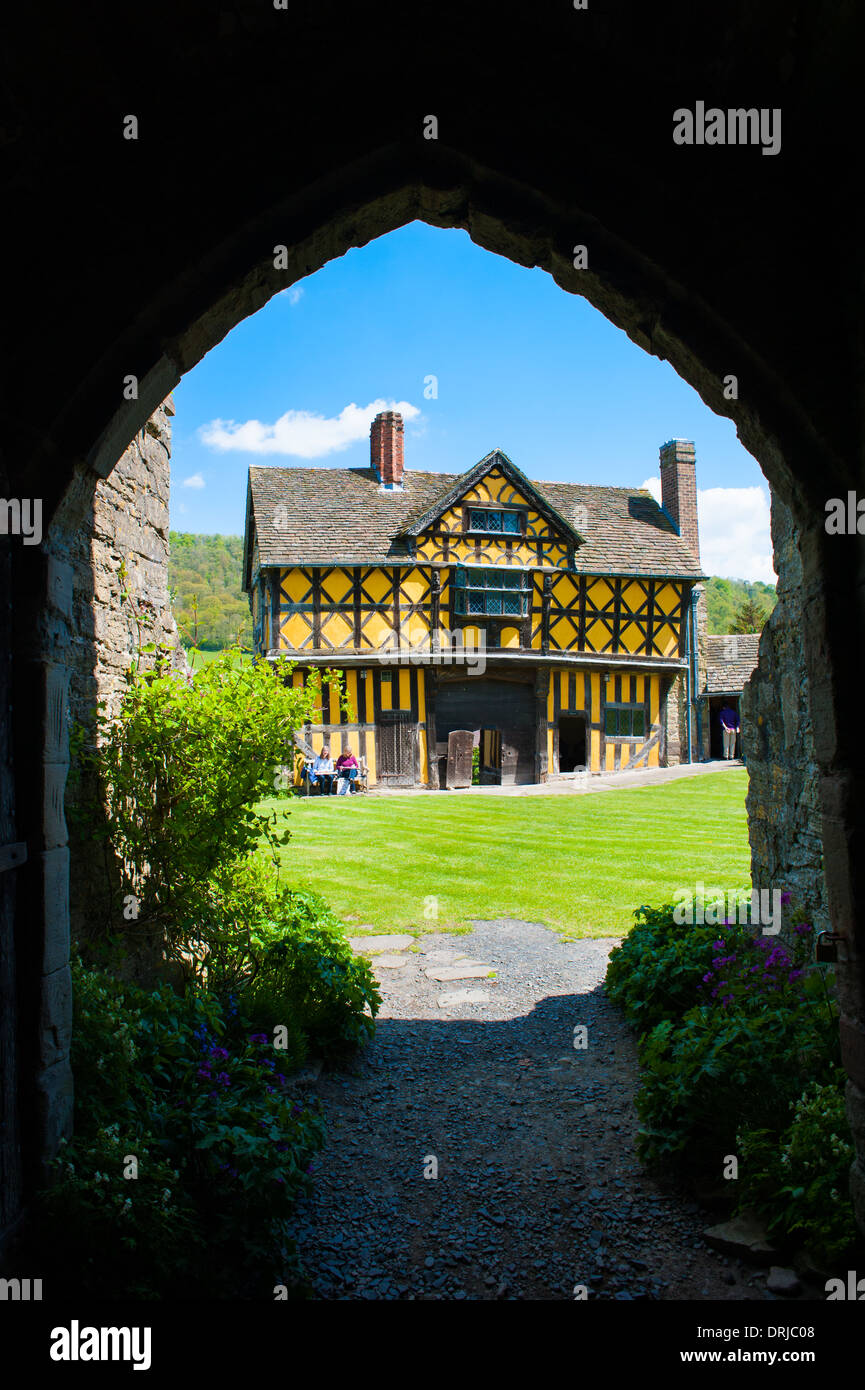 Stokesay Castle Gate House High Resolution Stock Photography and Images ...
