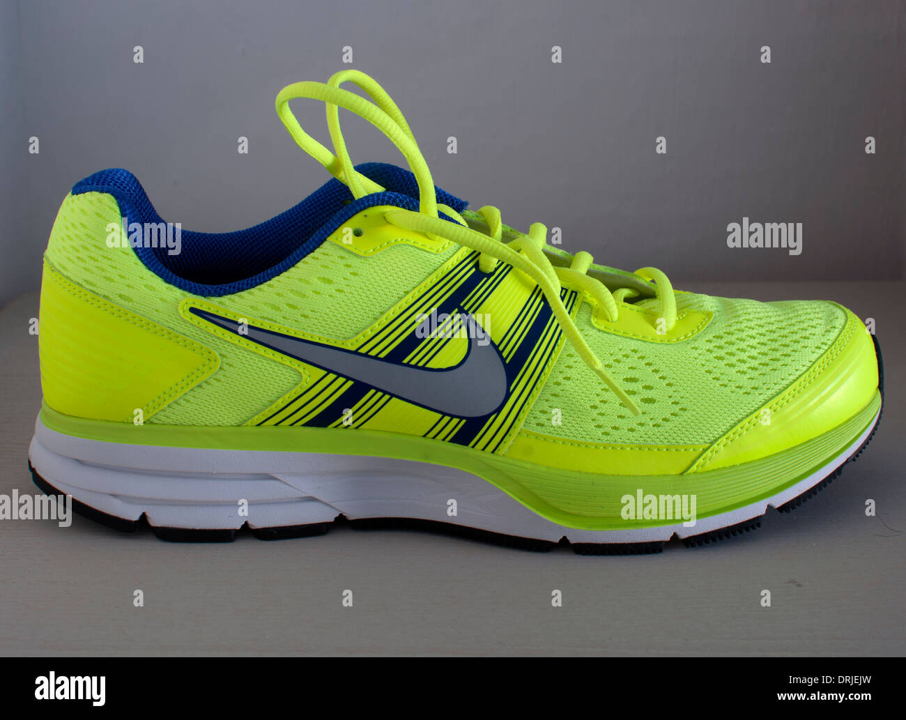 Nike hi-res stock photography and images - Page 2 - Alamy