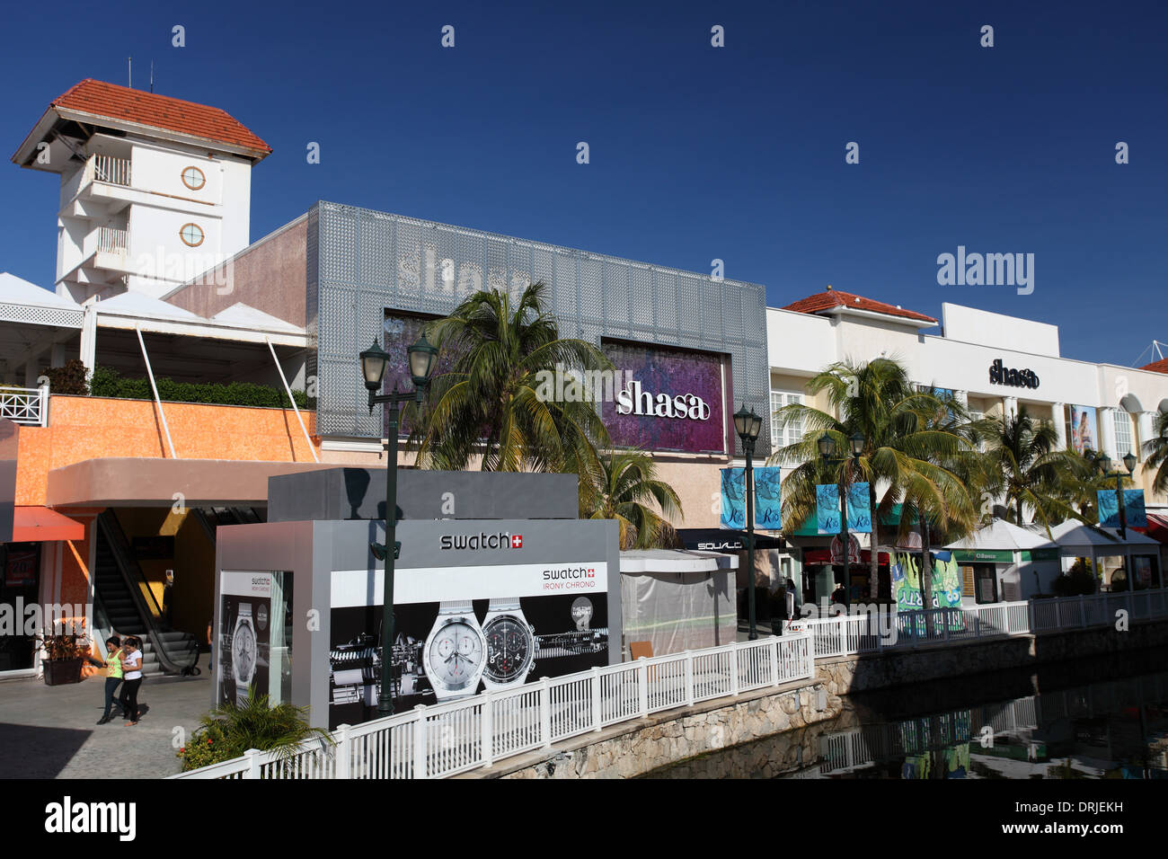 La Isla shopping centre in Cancun, Mexico Stock Photo