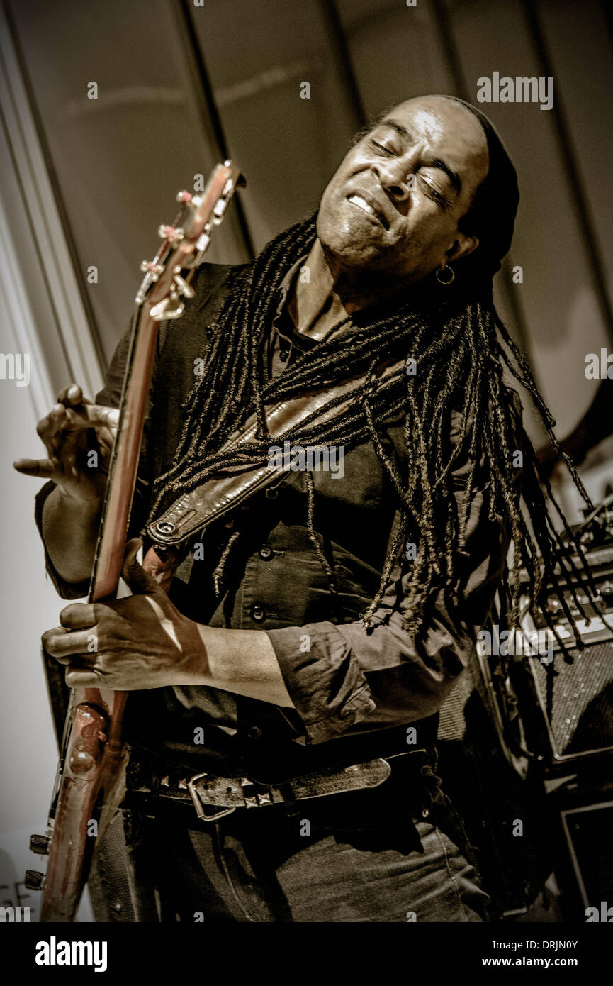 Toronto, Ontario, Canada. 24th Jan, 2014. Living Color bassist DOUG WIMBISH performs at BEHRINGER booth at NAMM show in Anaheim, CA. © Igor Vidyashev/ZUMAPRESS.com/Alamy Live News Stock Photo