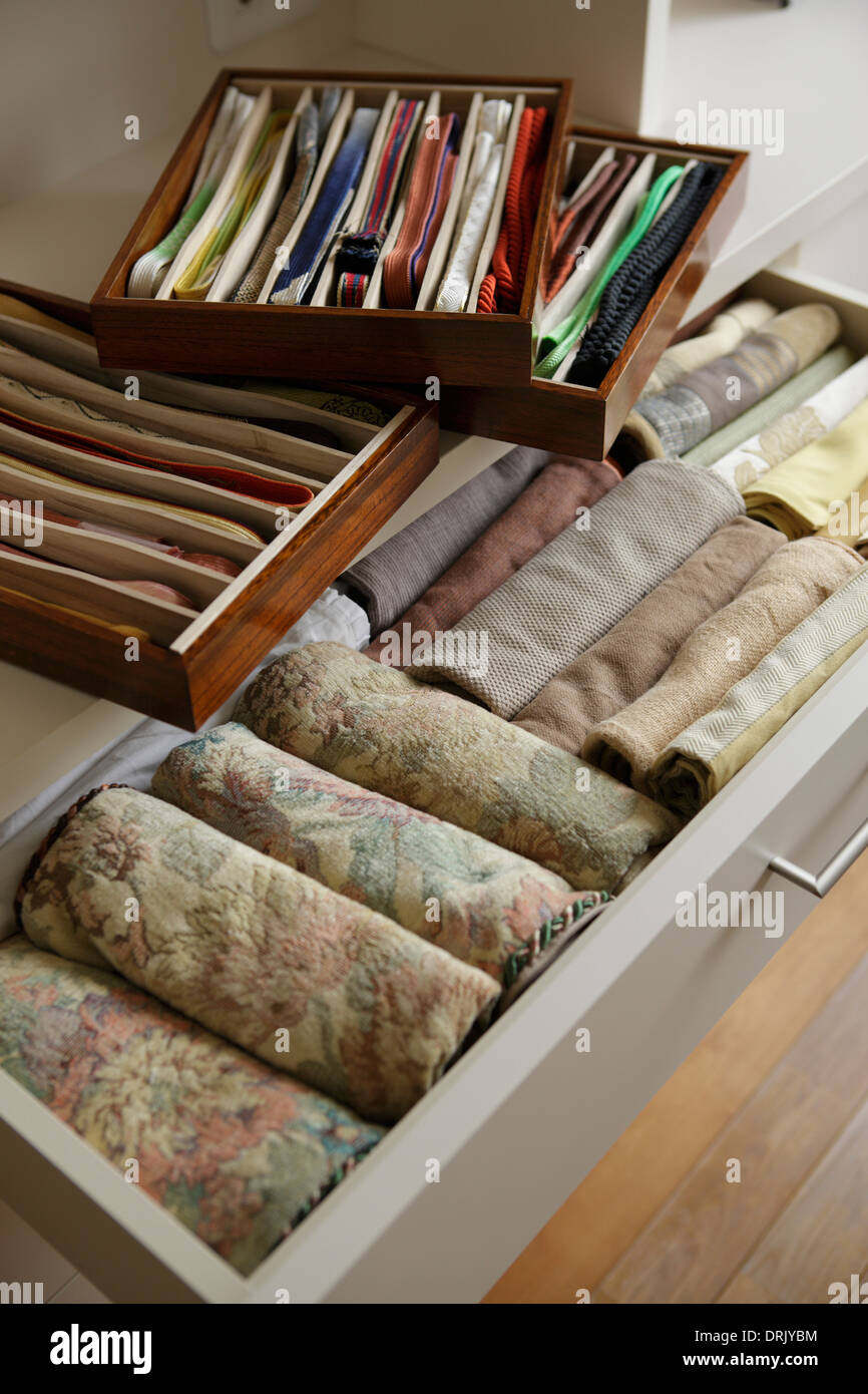 Kimono accessory hires stock photography and images Alamy