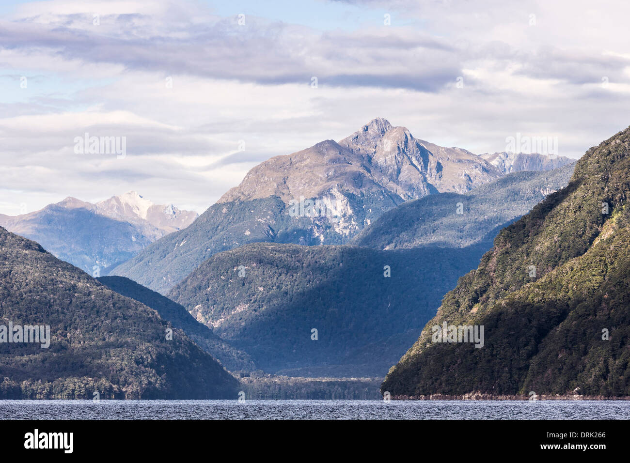 Lake Manapouri. Southland, South Island, New Zealand Stock Photo - Alamy
