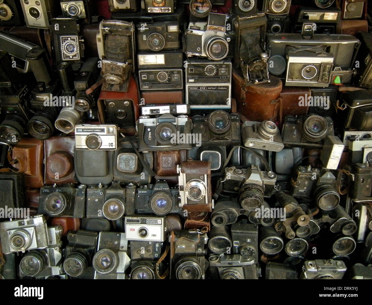 Vintage camera collection for sale on market stall in Morocco Stock Photo