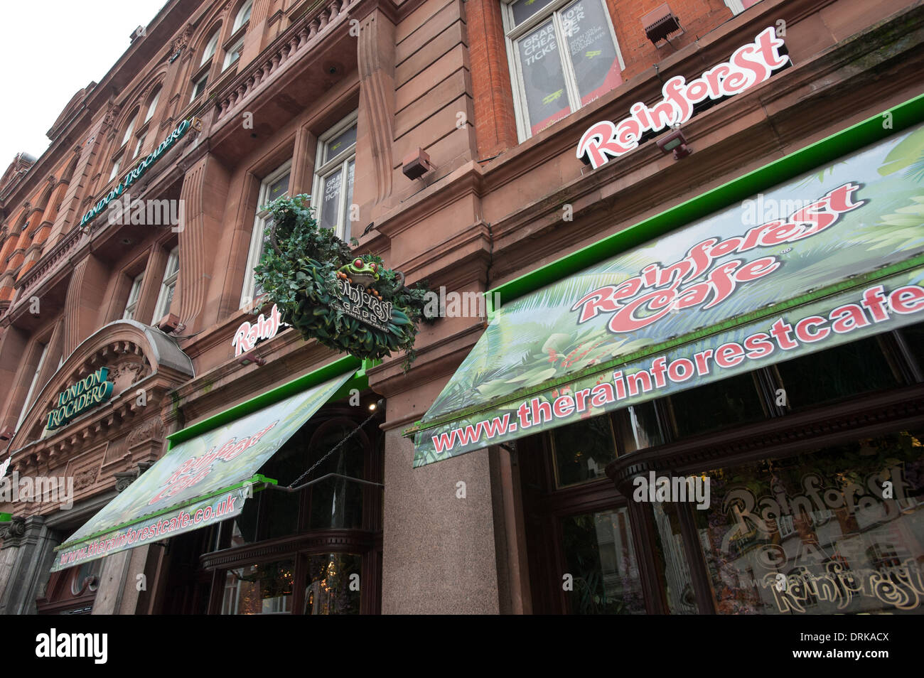 Rainforest Cafe London Stock Photo Alamy