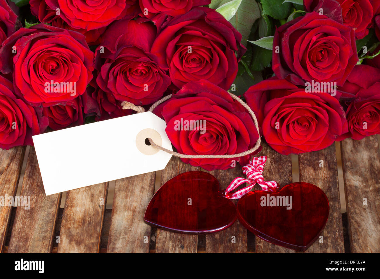Couple hearts red roses hi-res stock photography and images - Alamy