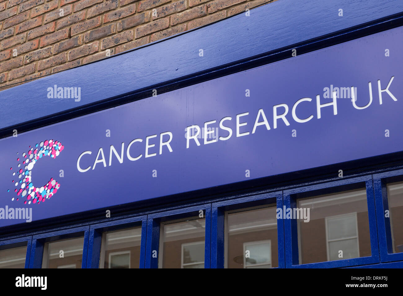 Cancer research UK signage Stock Photo