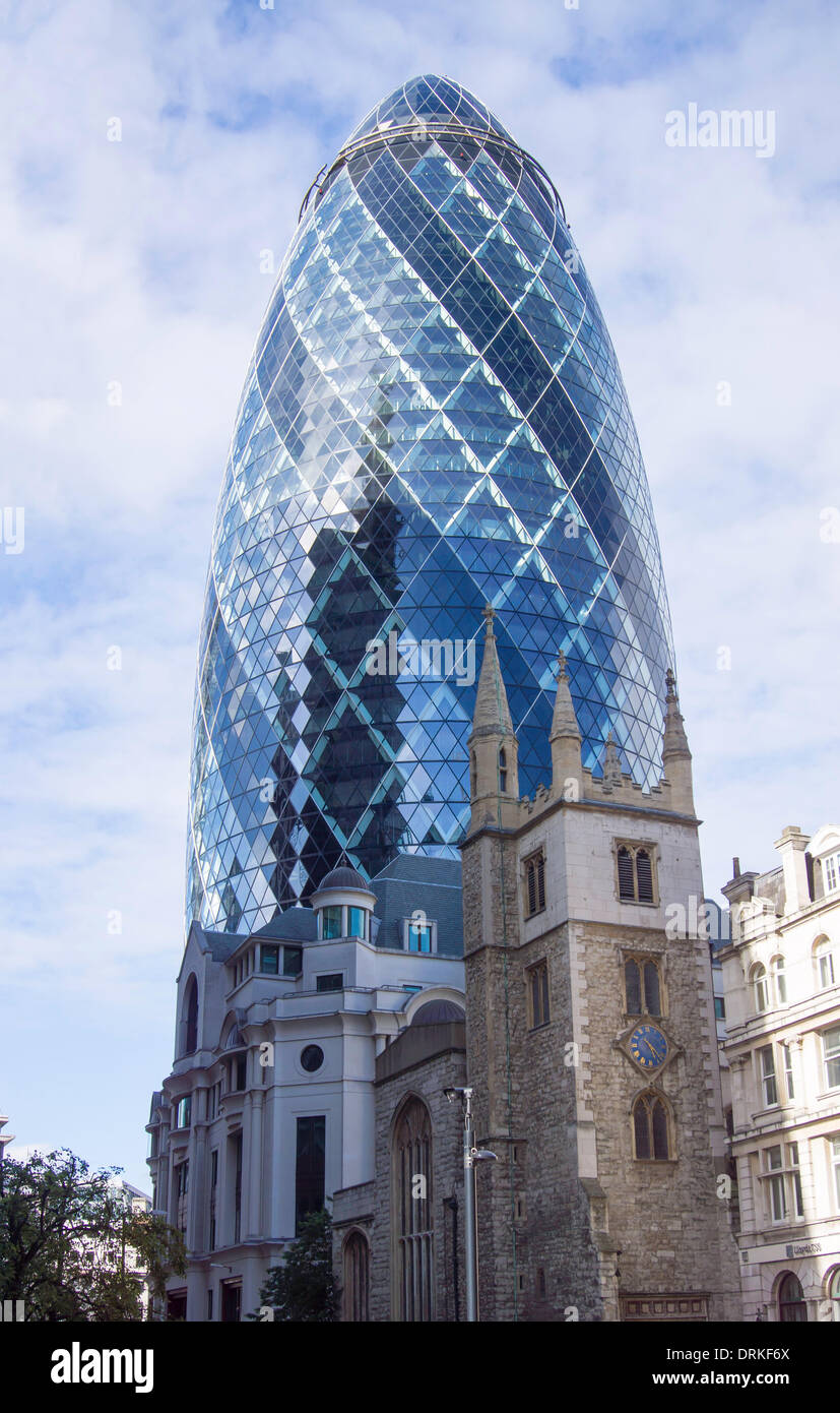 The Gherkin, popularly THE CUCUMBER (GHERKIN) called 30 St Mary Axe ...