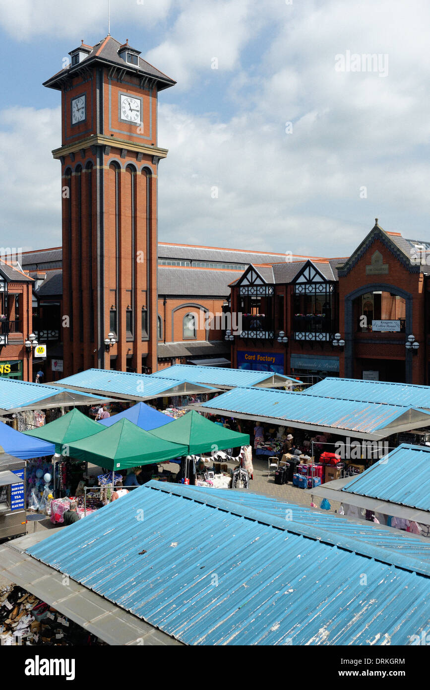 Clock Tower over Wigan Market, and the Galleries, form a key part of Wigan Town Centre Stock Photo
