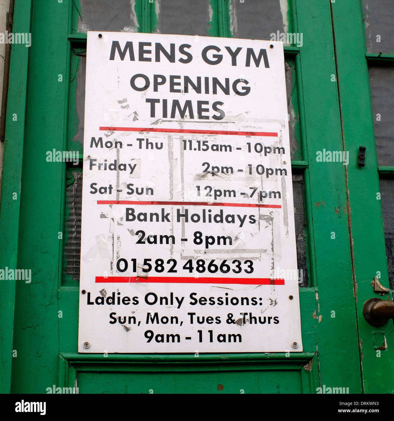MENS GYM in Luton Stock Photo Alamy
