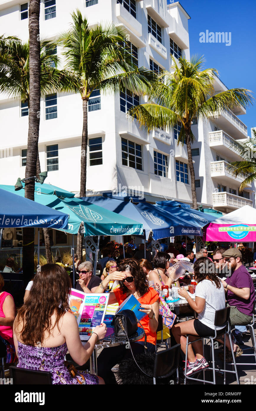 Miami Beach Florida,Ocean Drive,Art Deco Weekend,festival,street fair,The Clevelander,hotel,al fresco sidewalk outside tables,dining,restaurant restau Stock Photo