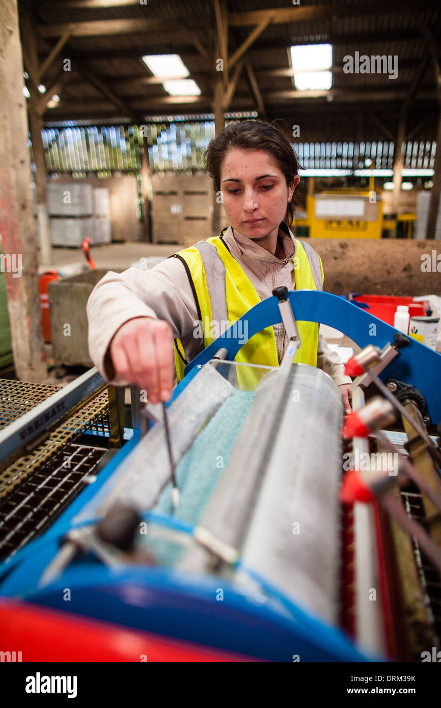 Migrant Worker Hi Res Stock Photography And Images Alamy