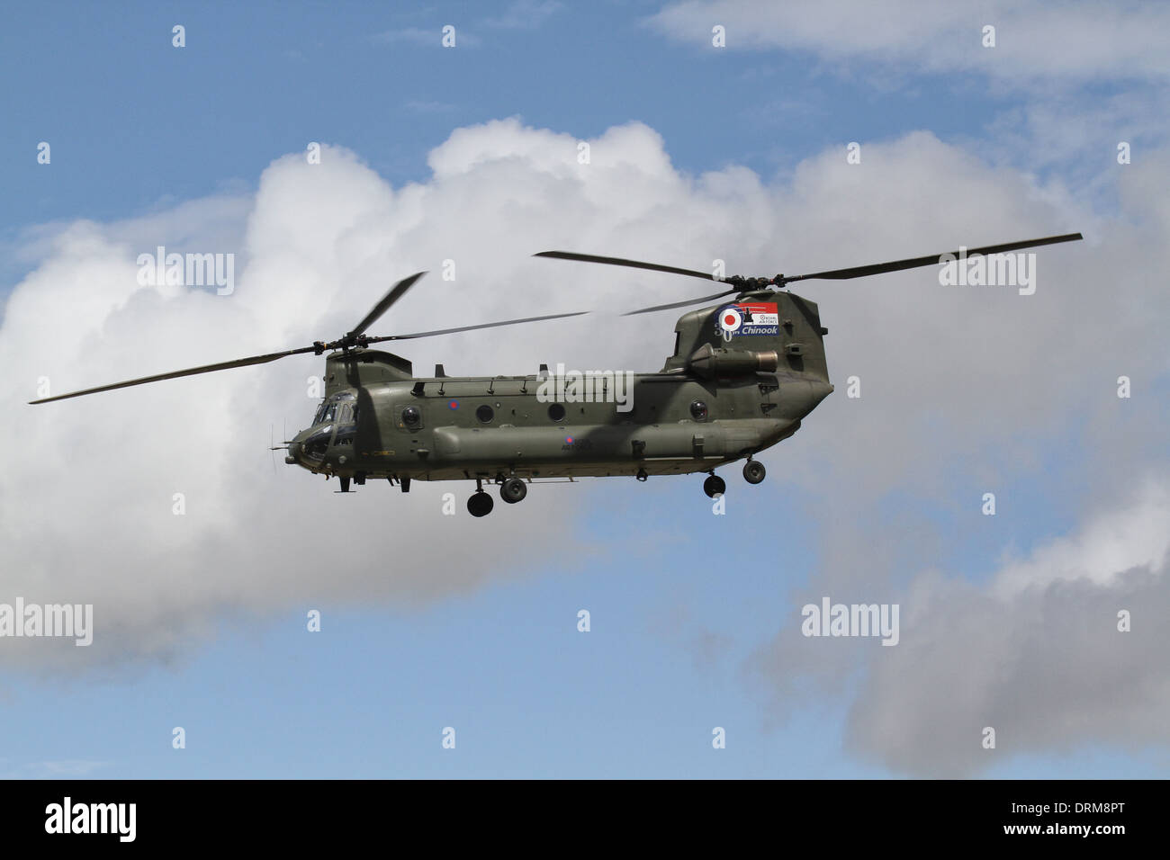 Ch 47 chinook hi-res stock photography and images - Alamy