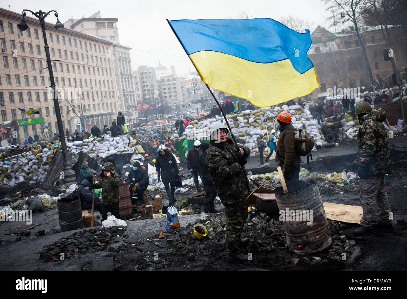 Госпереворот. Байден на Майдане в Киеве. Госпереворот на Украине 2014. Киев Майдан 2014 американские. Украина Евромайдан Янукович.