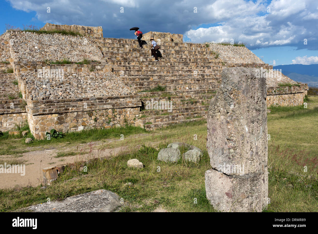 Zapotec art hi-res stock photography and images - Alamy