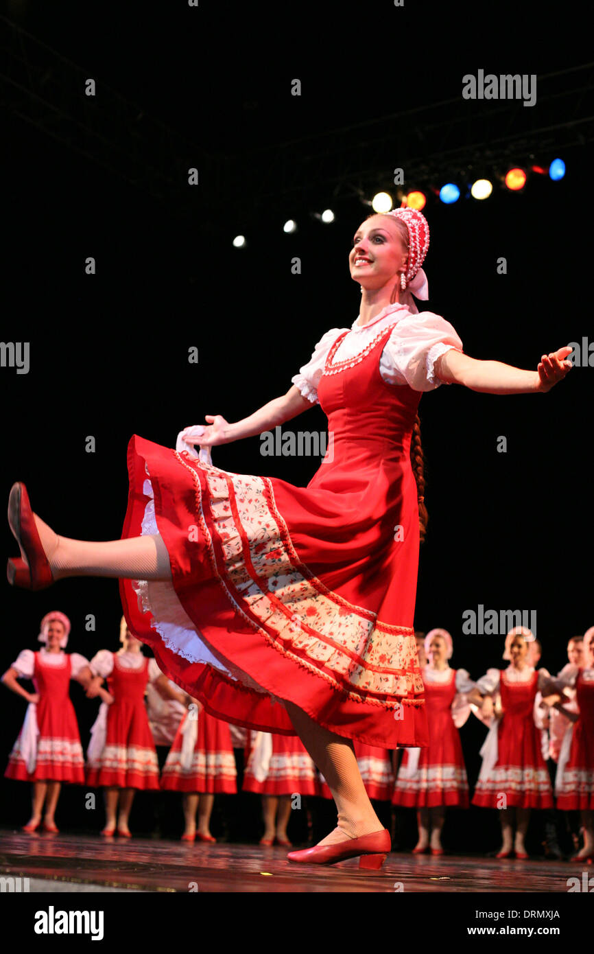Igor Moiseyev Ballet performs at stage during a concert in Prague, Czech  Republic Stock Photo - Alamy