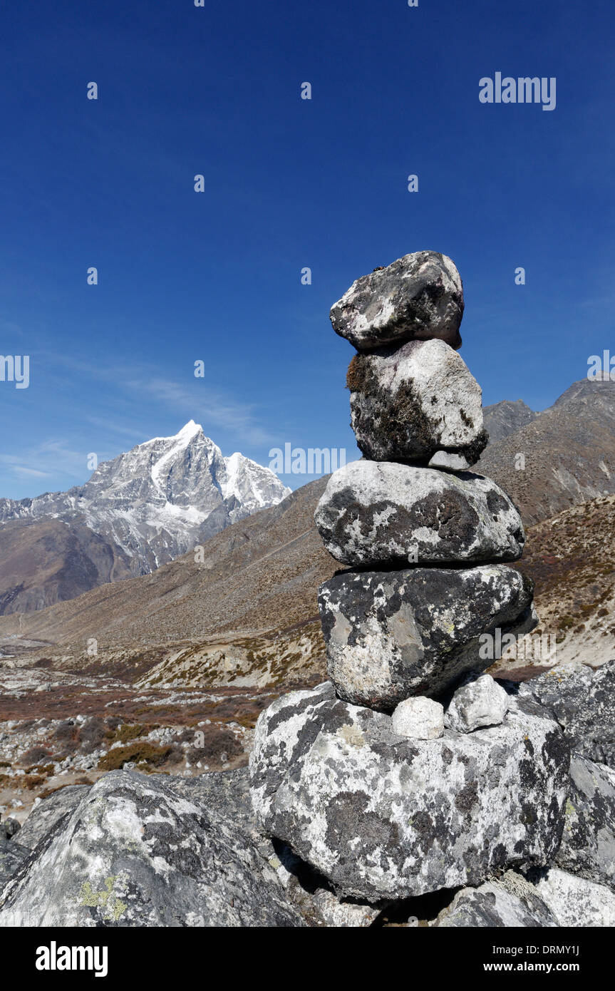 Marker cairn hi-res stock photography and images - Alamy