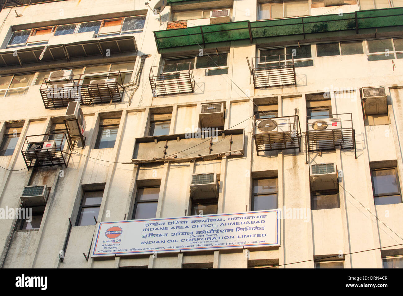 Air conditioning units india hires stock photography and images Alamy