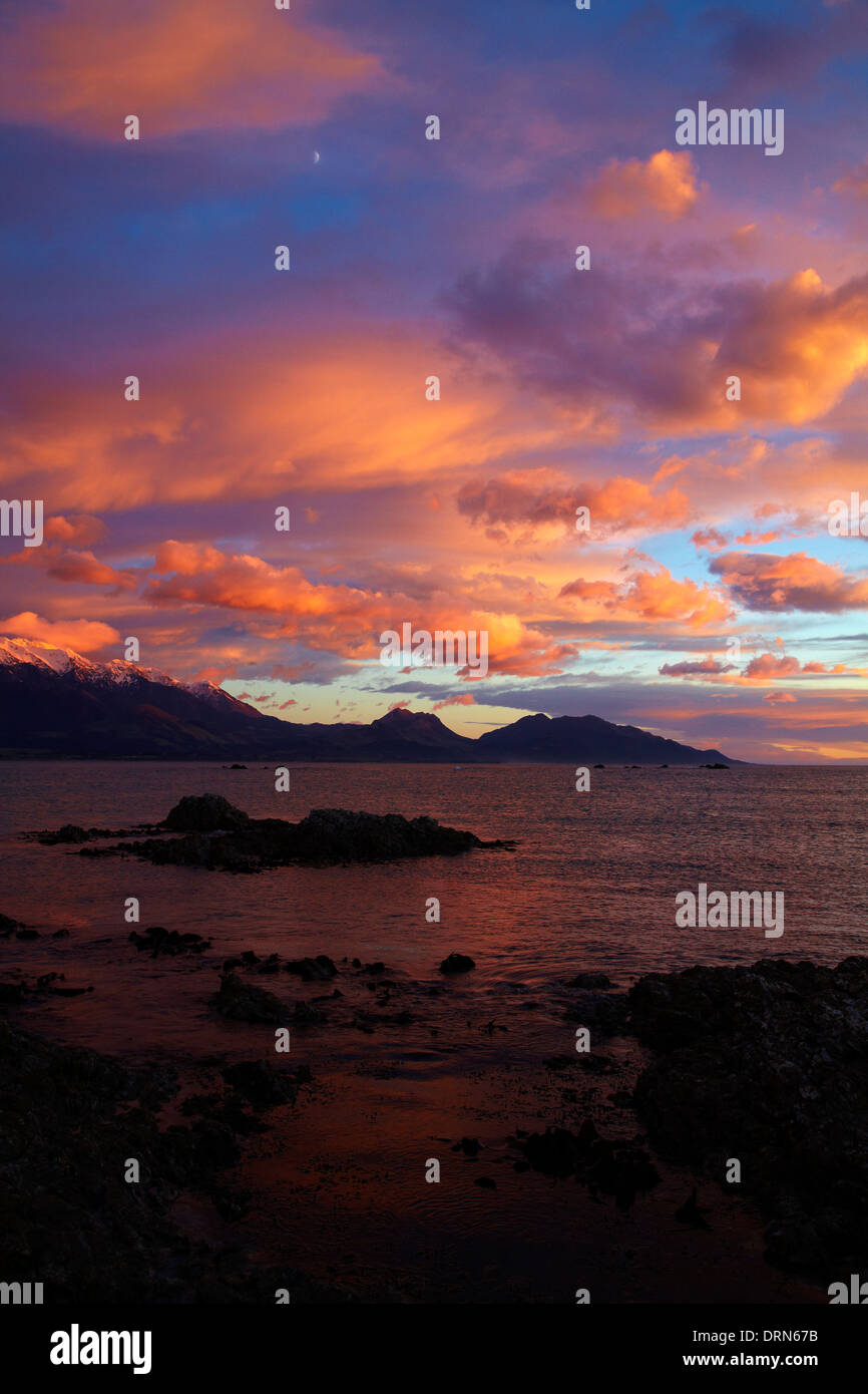 Sunrise over Seaward Kaikoura Ranges, Kaikoura, South Island, New