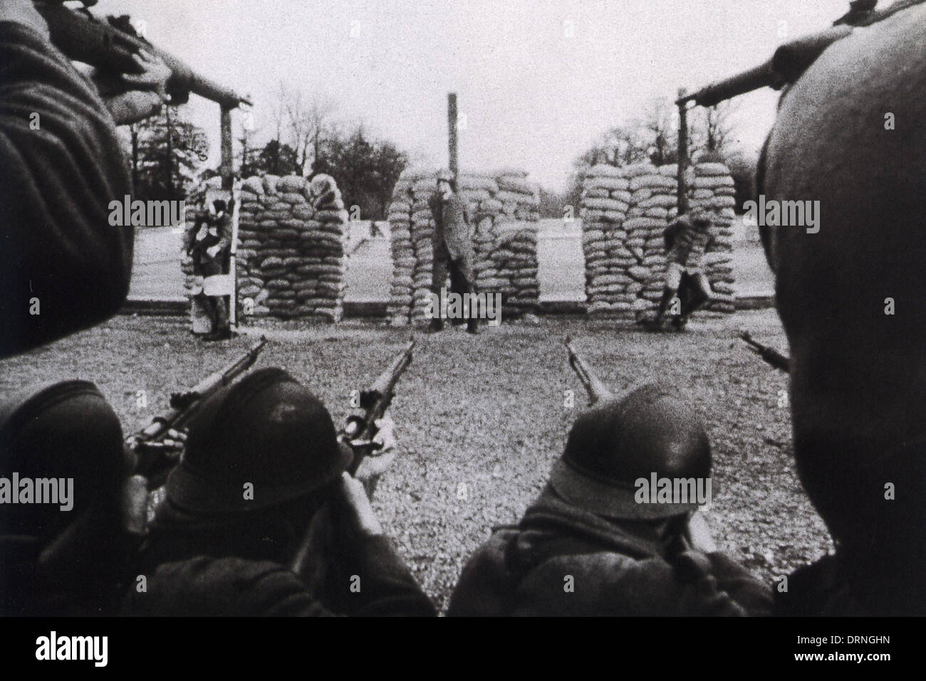 PATHS OF GLORY 1957 United Artists film directed by Stanley Kubrick. The execution scene. Stock Photo