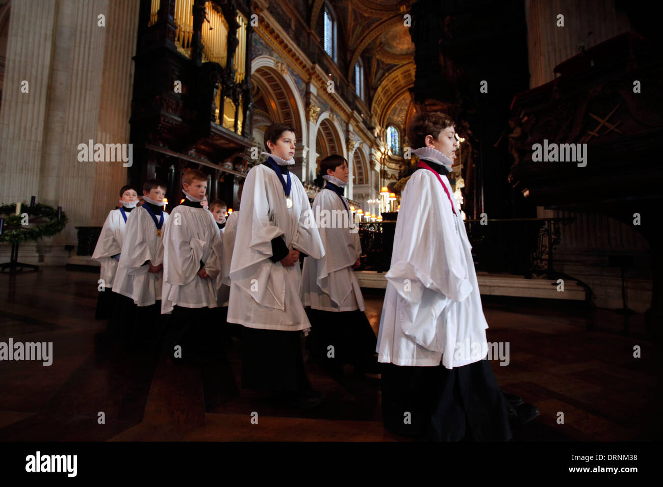 Choristers from St Paul's Cathedral School sing Christmas carols Stock