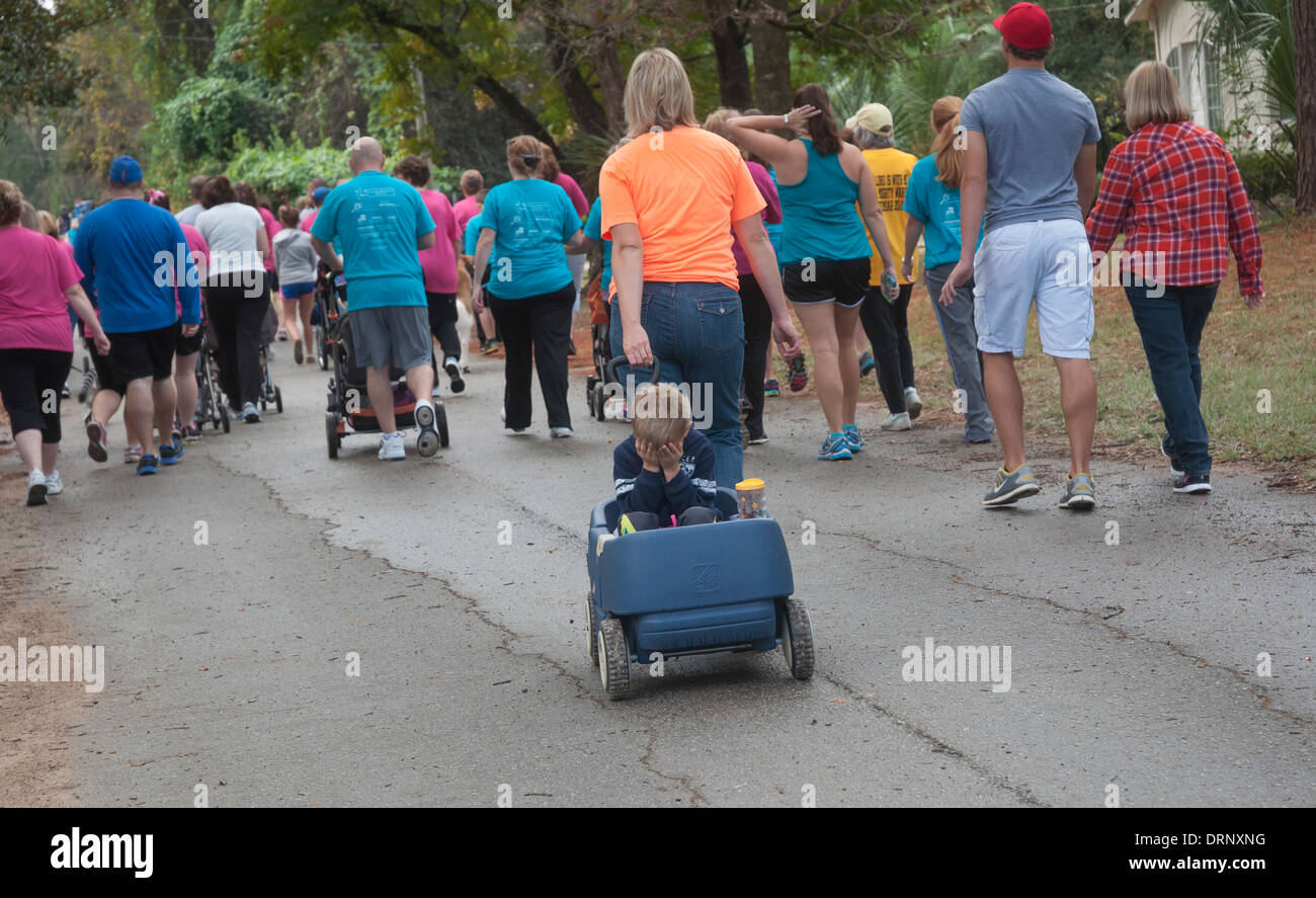 Walkers start at the Crossroads Pregnancy Center annual 5K walk / run